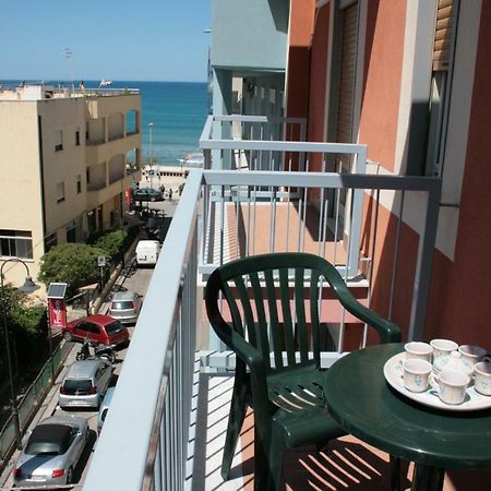 Casa Floridea -Mediterranea Sicilia Apt Cefalù Extérieur photo
