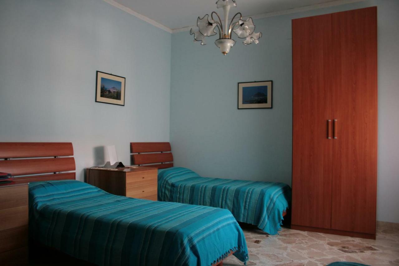 Casa Floridea -Mediterranea Sicilia Apt Cefalù Extérieur photo